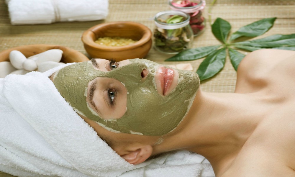 5 Hypoallergenic face packs that can give you a glowing skin